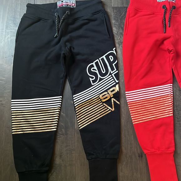 2 Superdry Joggers Red and Black with Gold size U.S. 8 - Picture 3 of 4